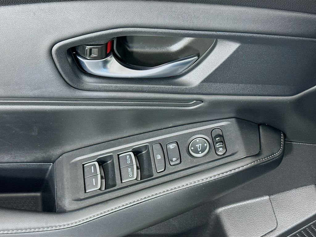 2025 Honda Accord Hybrid Sport - Photo 17