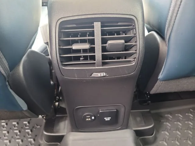 Used 2022 Blue Ford Outer Banks image 15