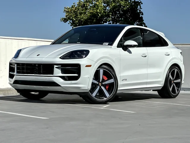 2026 Porsche Cayenne GTS Coupe