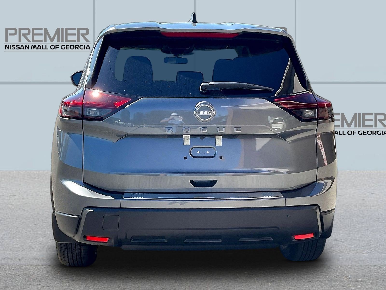 New 2027 Gray Nissan SV image 4