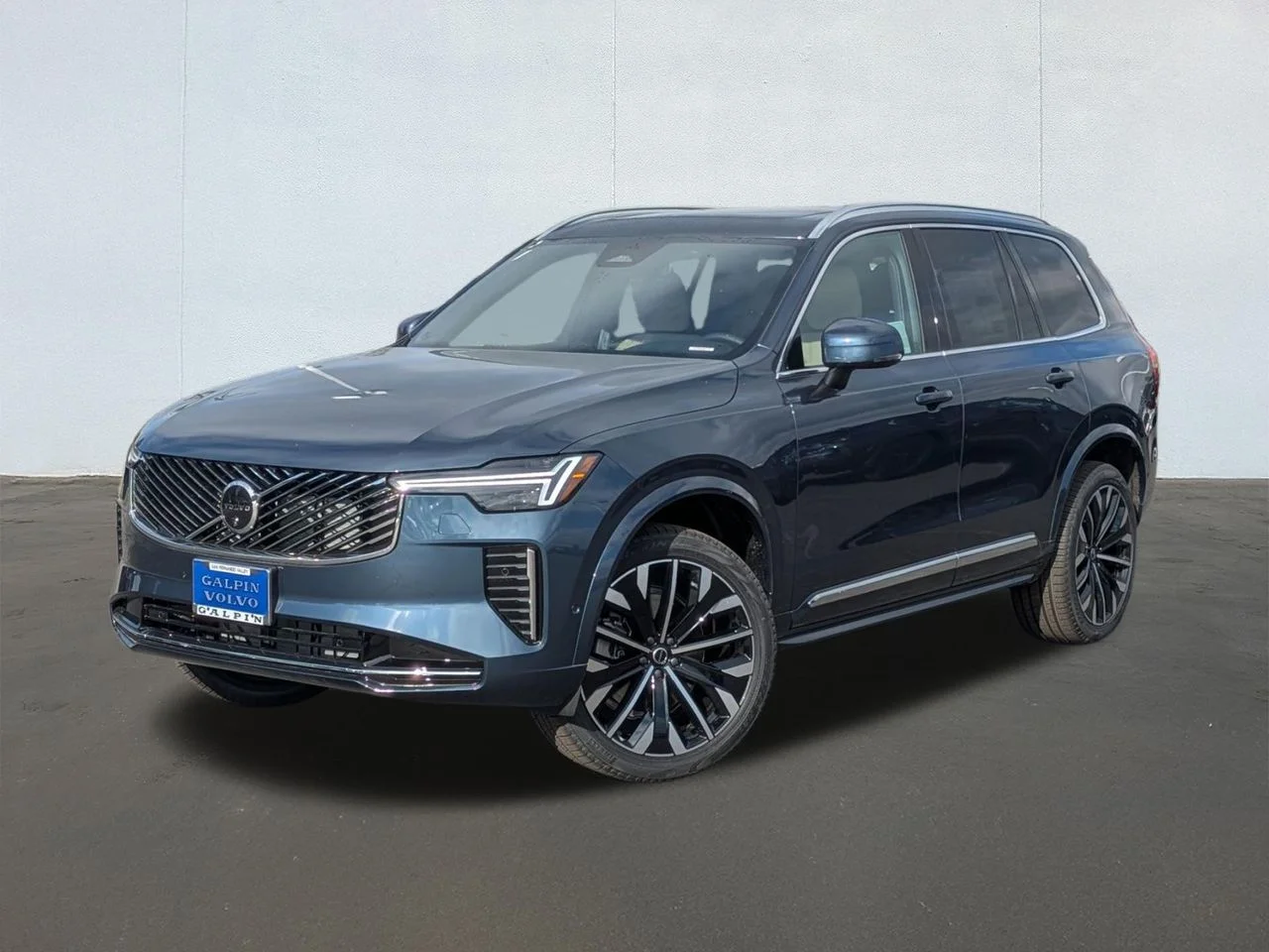 2026 Volvo XC90 B6 Plus Bright 7-Seater 4WD's photo