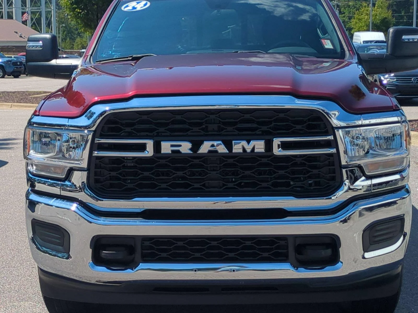 Used 2024 Delmonico Red Pearlcoat Ram Tradesman image 13