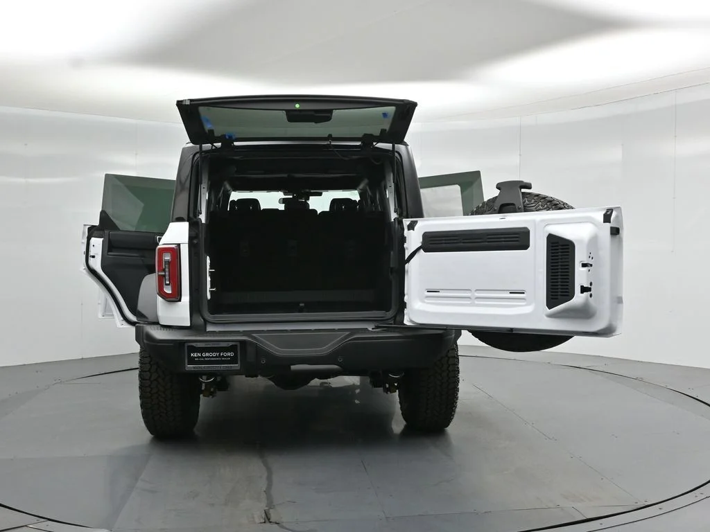 New 2026 White Ford Badlands image 29
