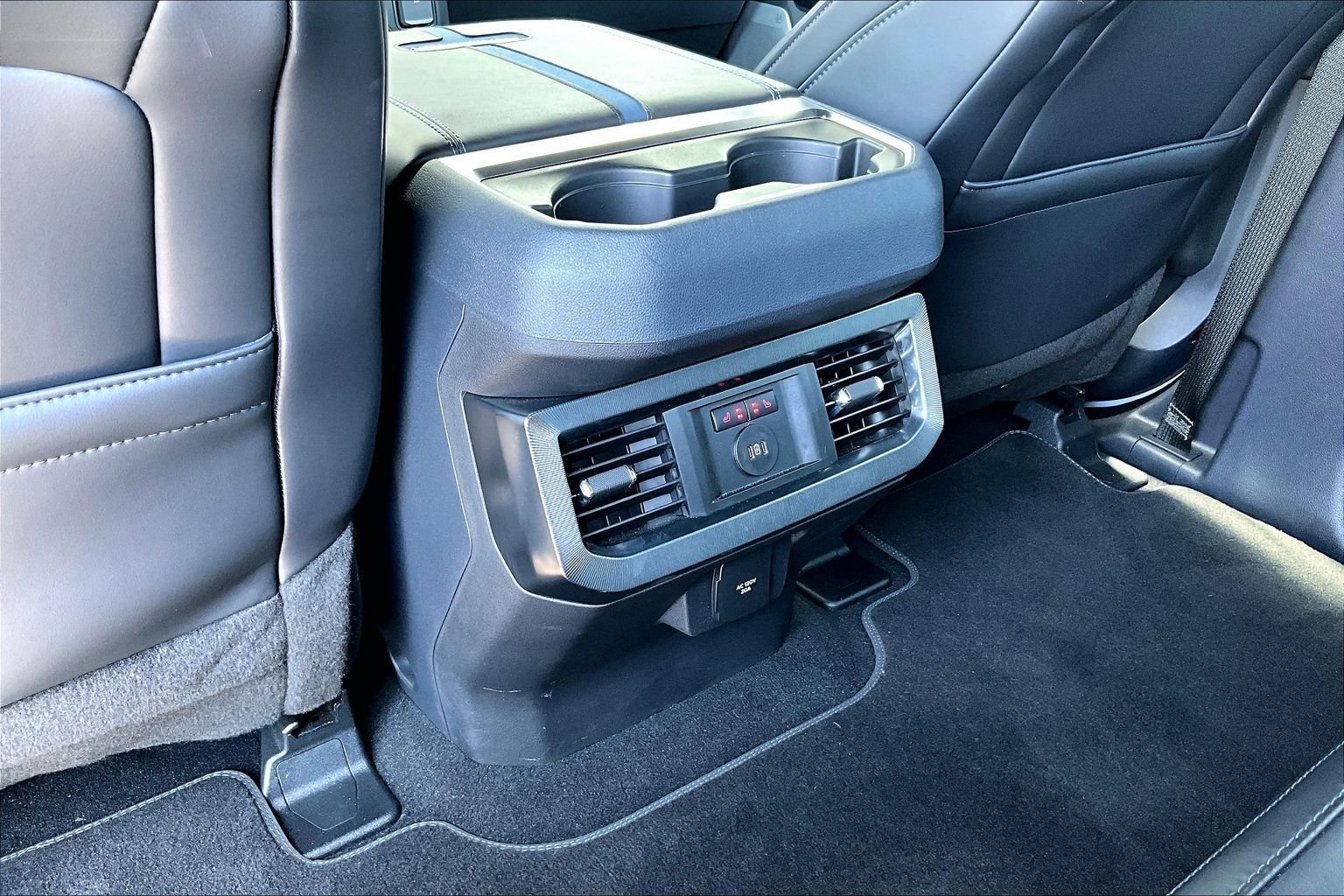 Used 2025 Gray Ford Platinum image 34