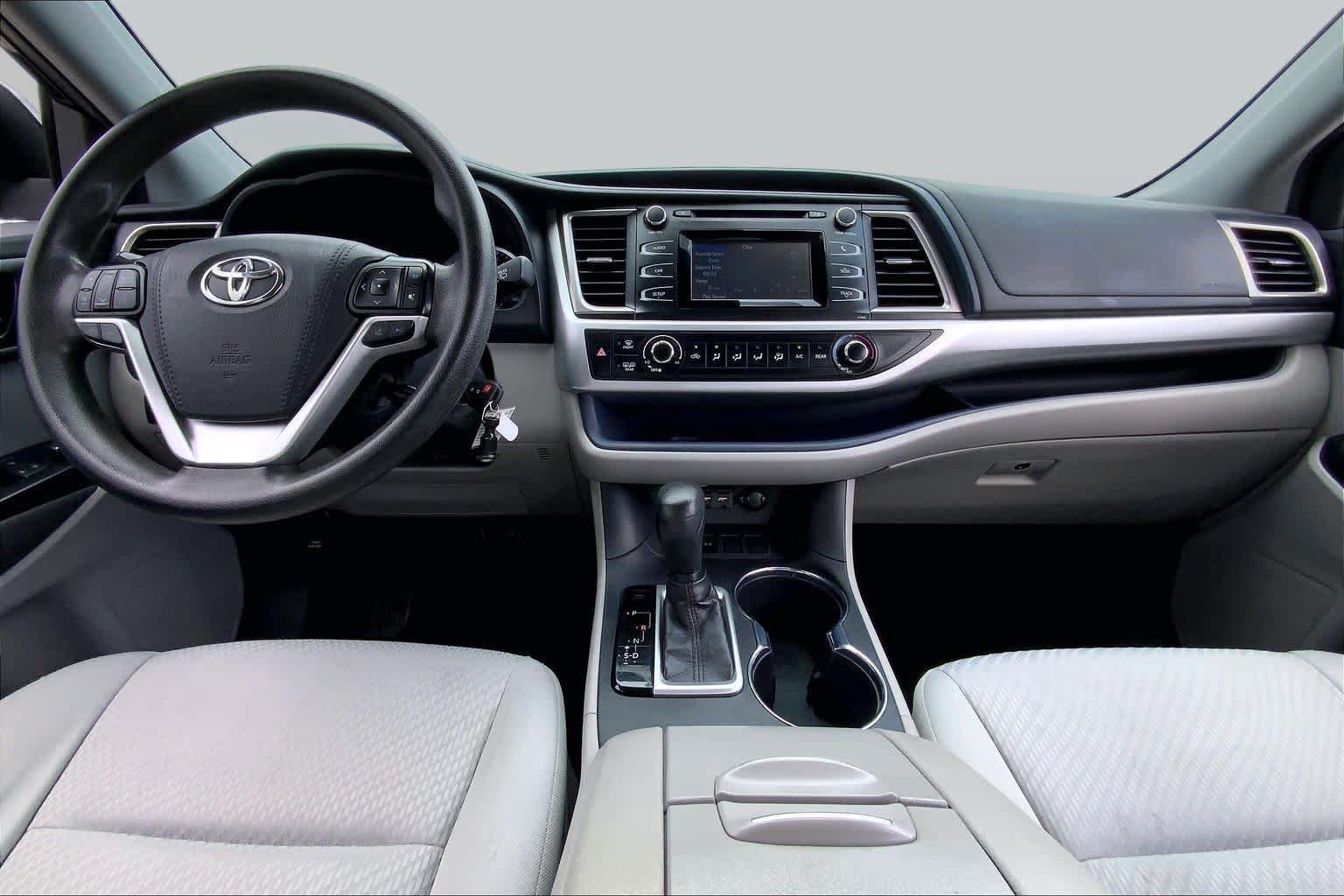 Used 2019 Midnight Black Metallic Toyota LE image 15