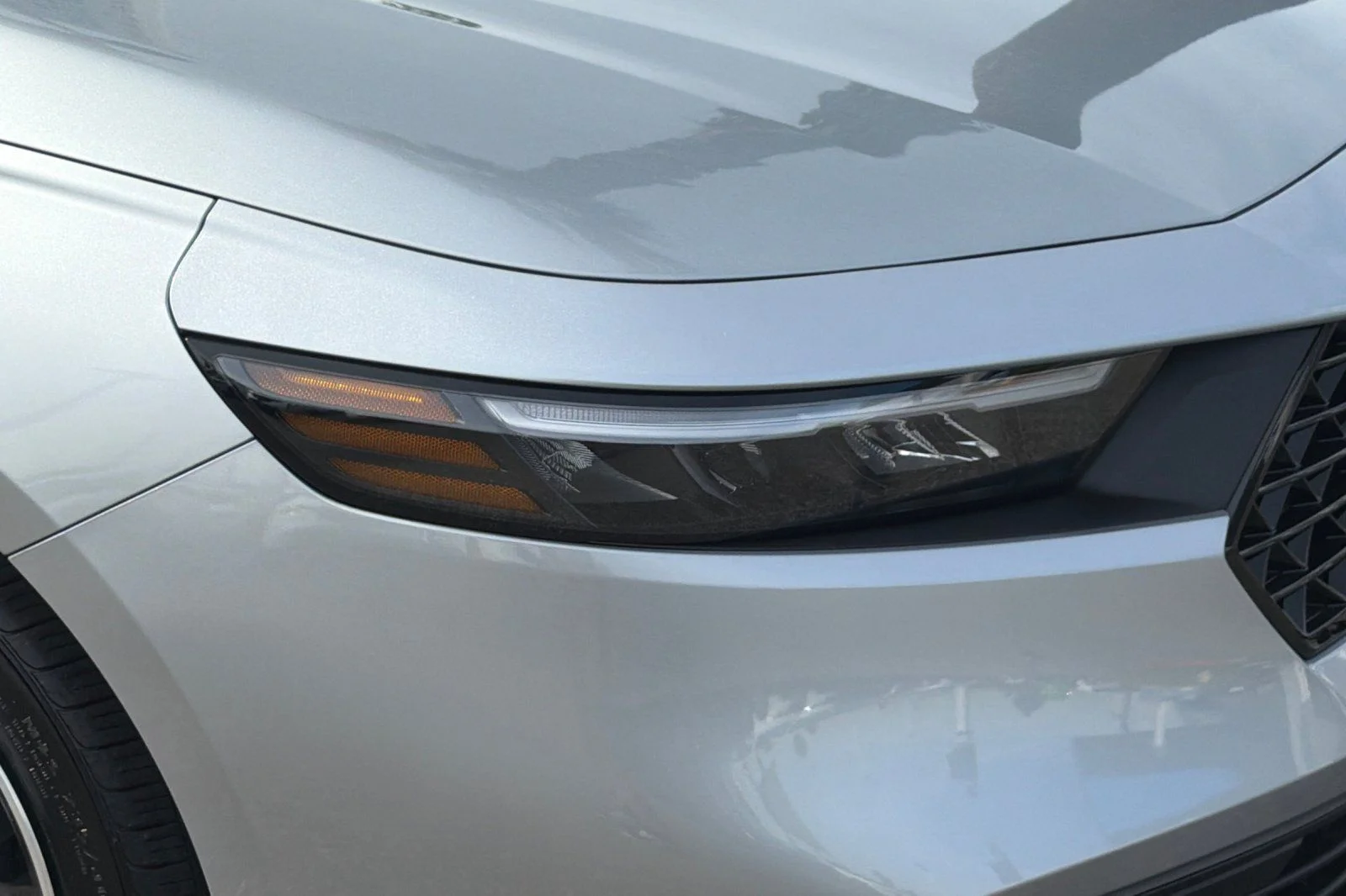 New 2026 Solar Silver Metallic Honda SE image 29