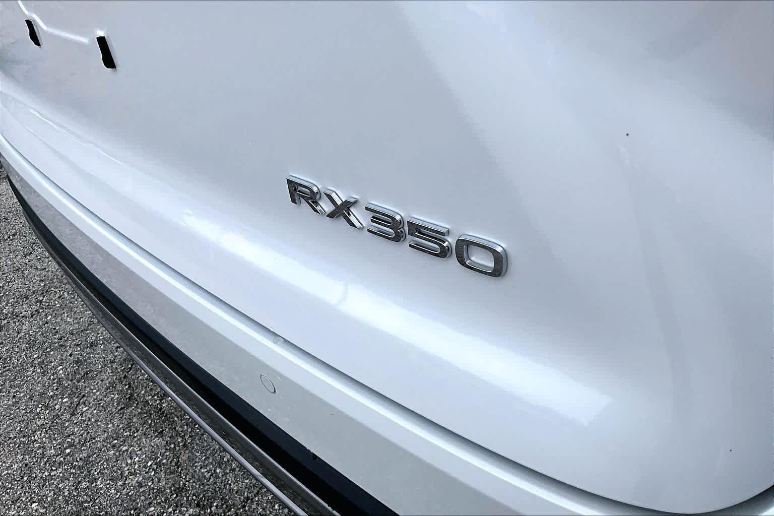Used 2025 Eminent White Pearl Lexus  image 10