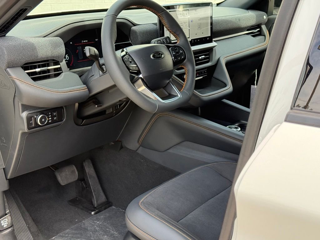 New 2026 Star White Metallic Tri-Coat Ford Tremor® image 6