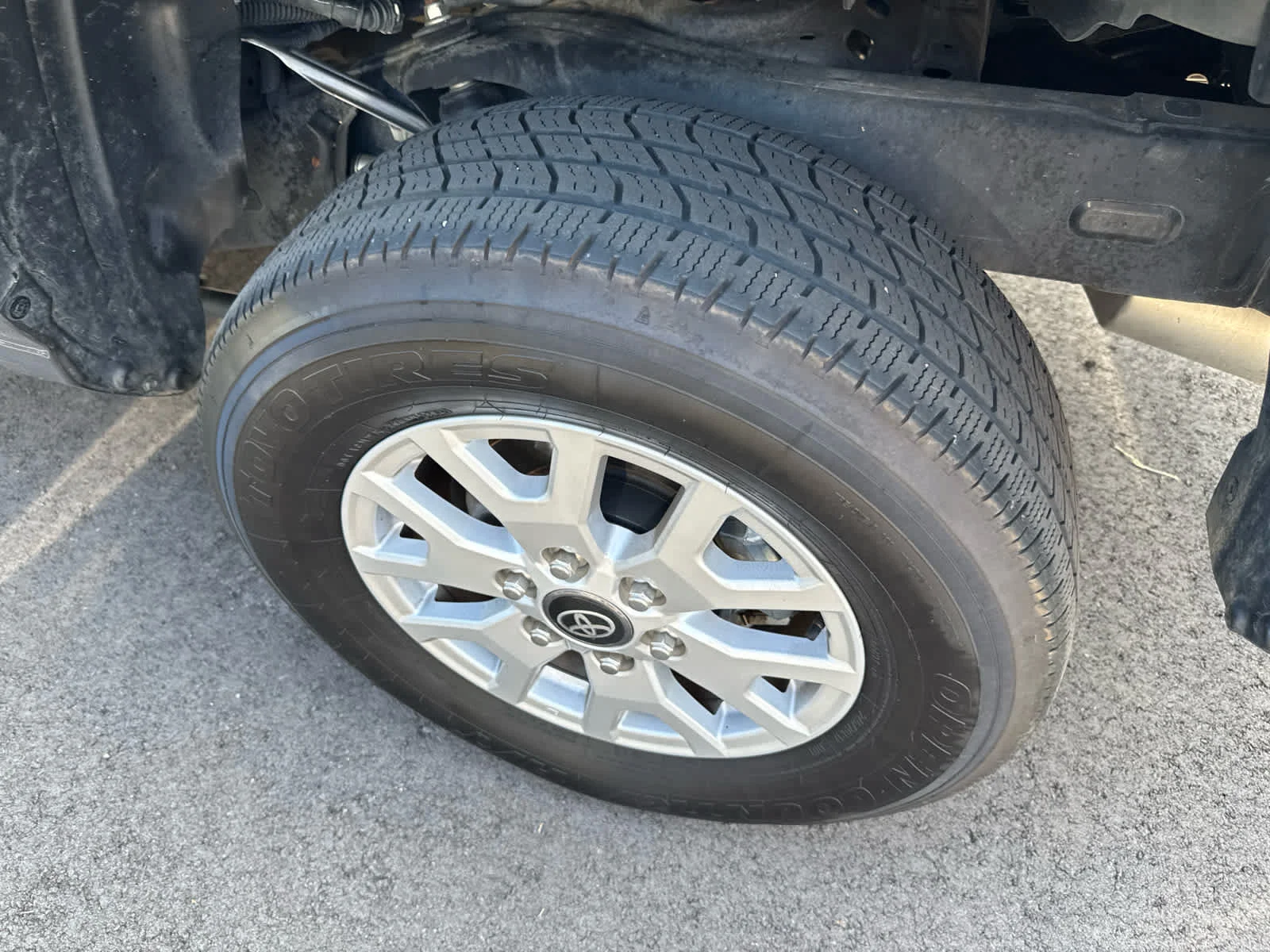 Used 2025 Underground Toyota SR5 image 4