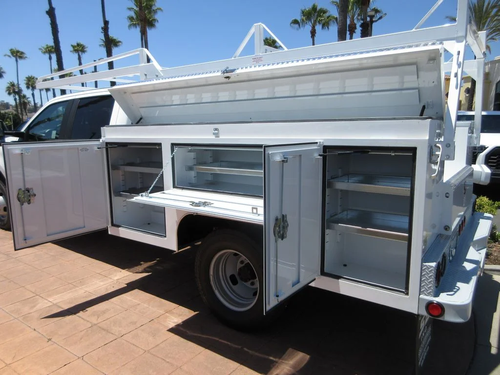 New 2026 Oxford White Ford XL image 13