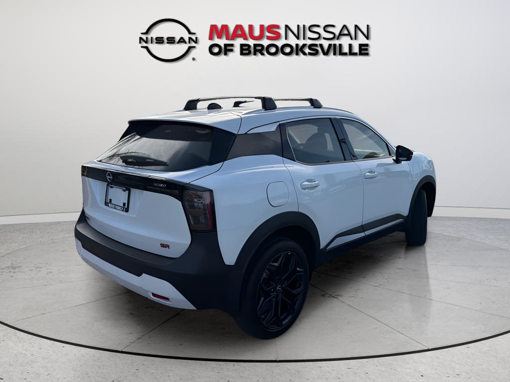 New 2026 White Nissan SR image 8