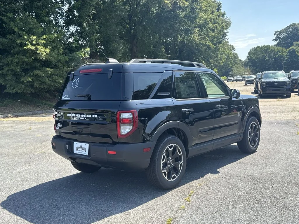 New 2026 Shadow Black Ford Outer Banks image 7