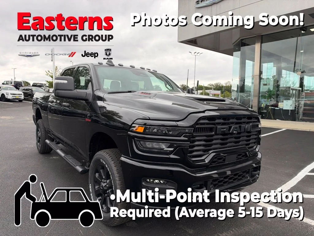 New 2026 Diamond Black Crystal Pearl-Coat Exterior Paint RAM Tradesman image 3