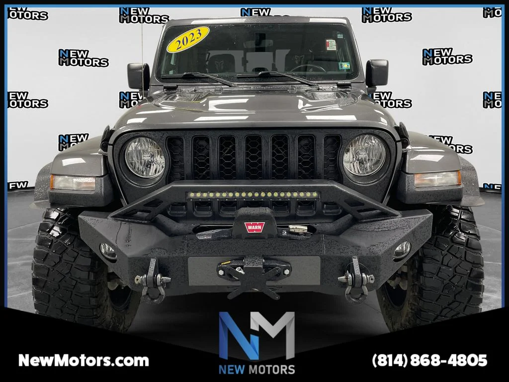 Used 2023 Crystal Metallic Jeep Sport S image 6