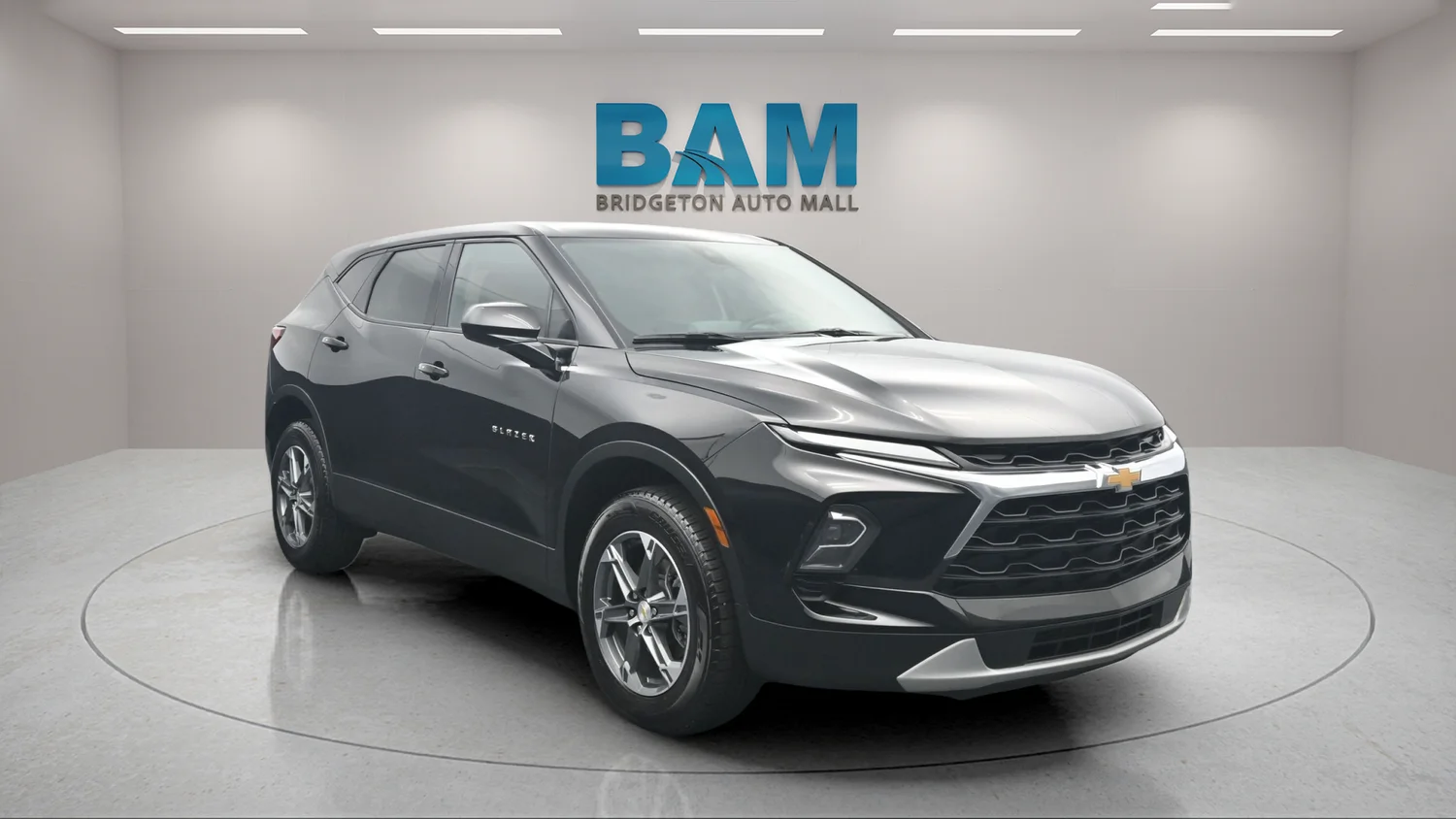 Used 2025 Black Chevrolet LT image 1