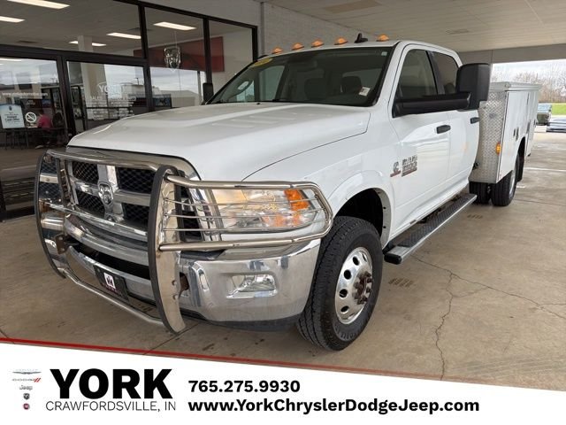 2014 RAM Ram 3500 Chassis Cab SLT