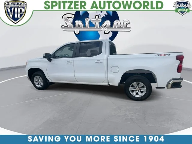 Used 2025 White Chevrolet LT image 6