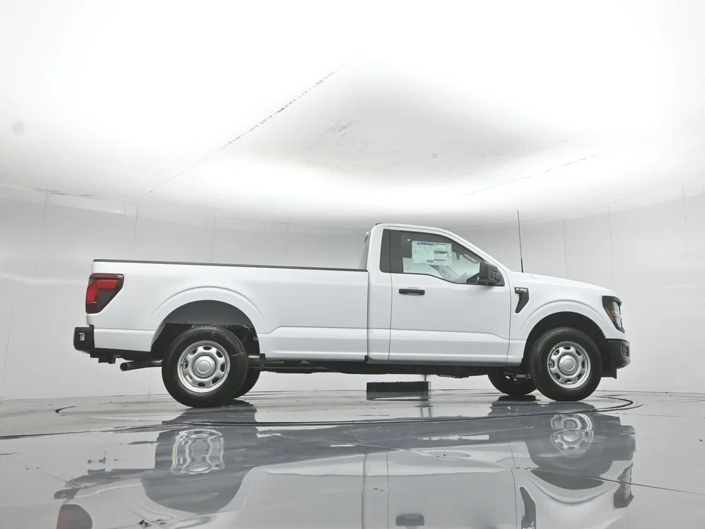 New 2026 Oxford White Ford XL image 45