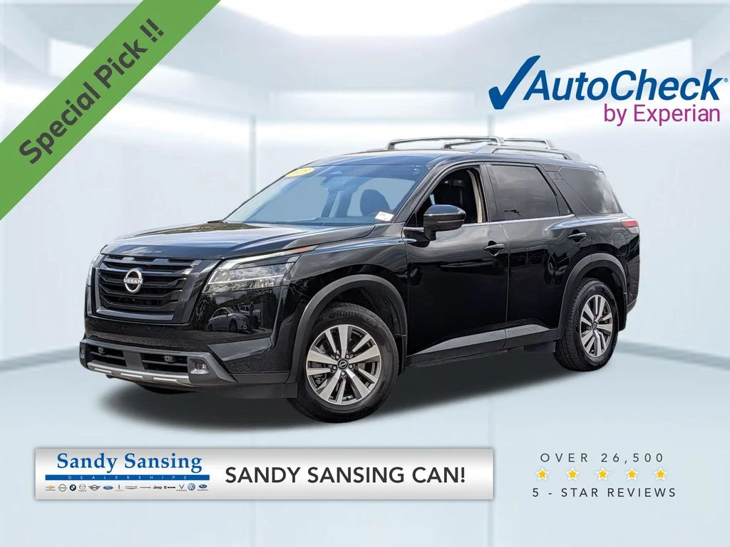 2023 Nissan Pathfinder SL 2WD's photo
