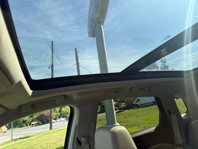 Used 2014 Platinum Ice Tricoat Cadillac Luxury image 9