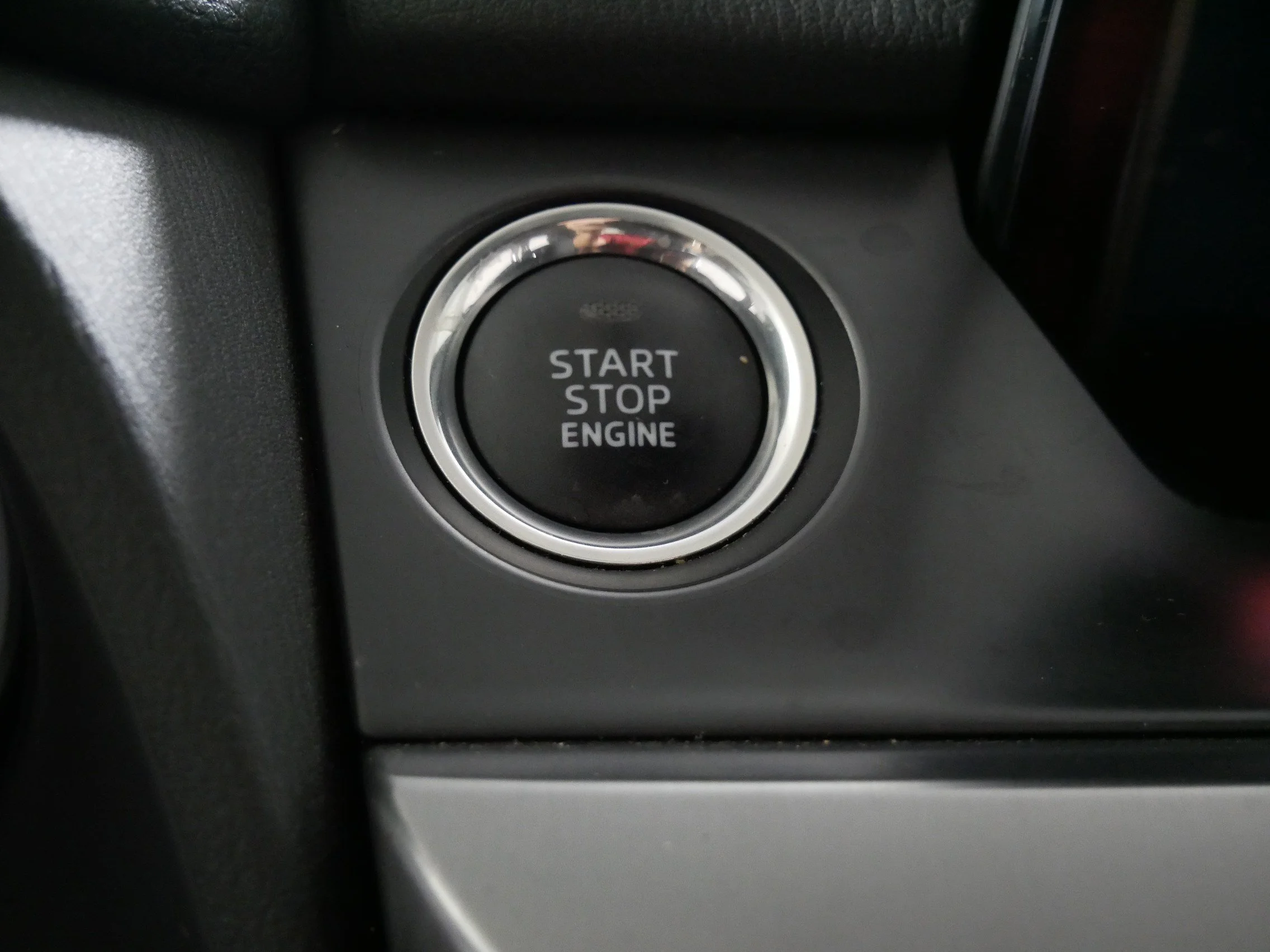 Used 2017 Deep Crystal Blue Mazda Touring image 29