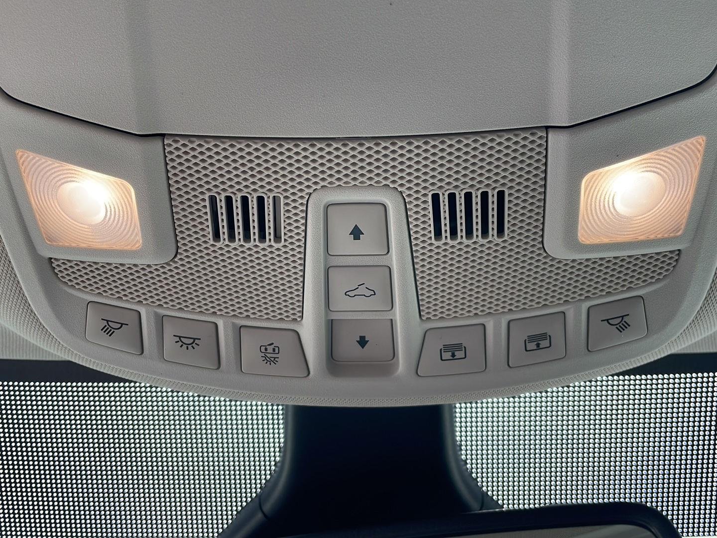Used 2024 Oxford White Ford SEL image 24