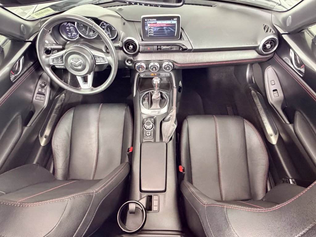 Used 2017 Red Mazda Grand Touring image 22