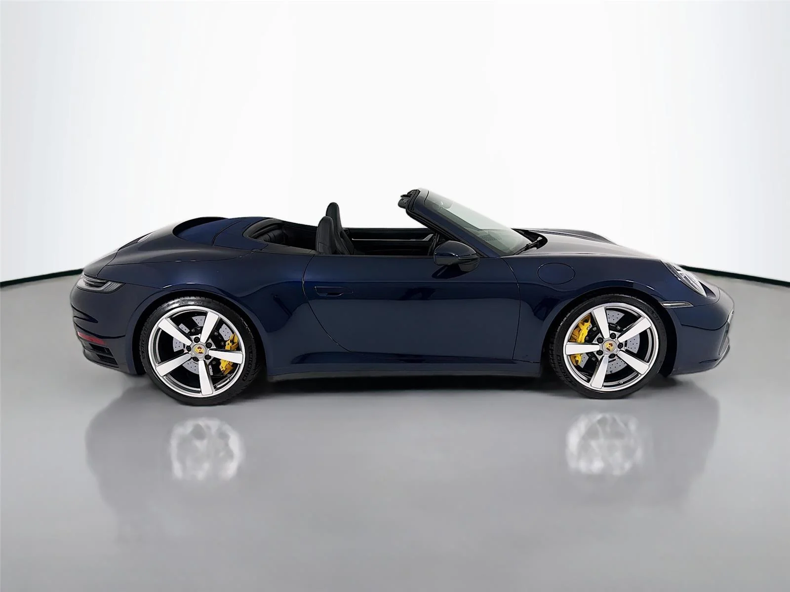 Used 2021  PORSCHE  image 30