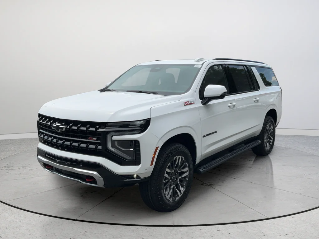 2026 Chevrolet Suburban Z71 - Photo 3