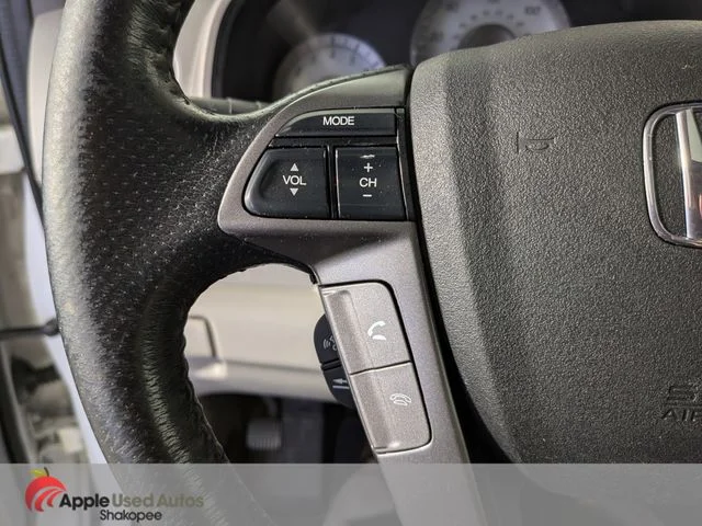 Used 2015 White Honda EX-L image 26