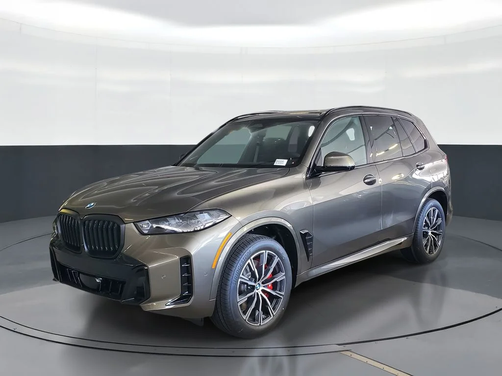 New 2026 Manhattan Green Metallic BMW xDrive40i image 1