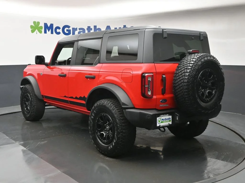 Used 2023 Red Ford Wildtrak image 24