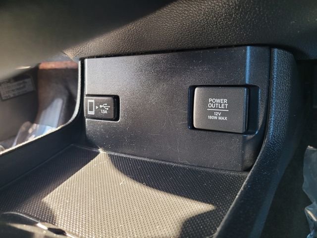 Used 2016  Honda EX image 25