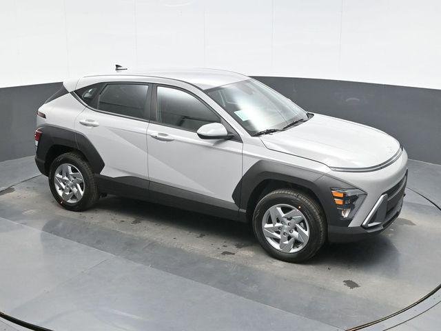 New 2027 Gray Hyundai SE AWD image 15