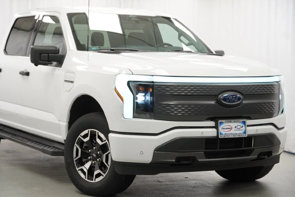 Used 2022 White Ford XLT image 8