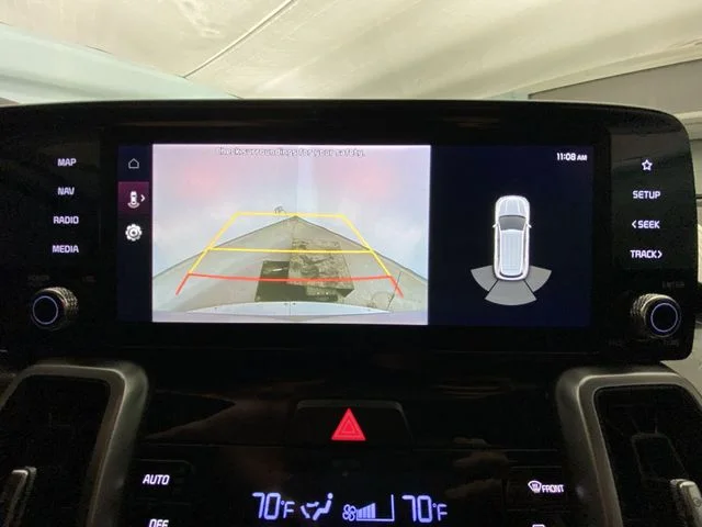 Used 2023 Silver Kia S image 17