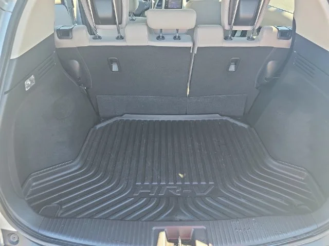 Used 2016  Honda EX image 13