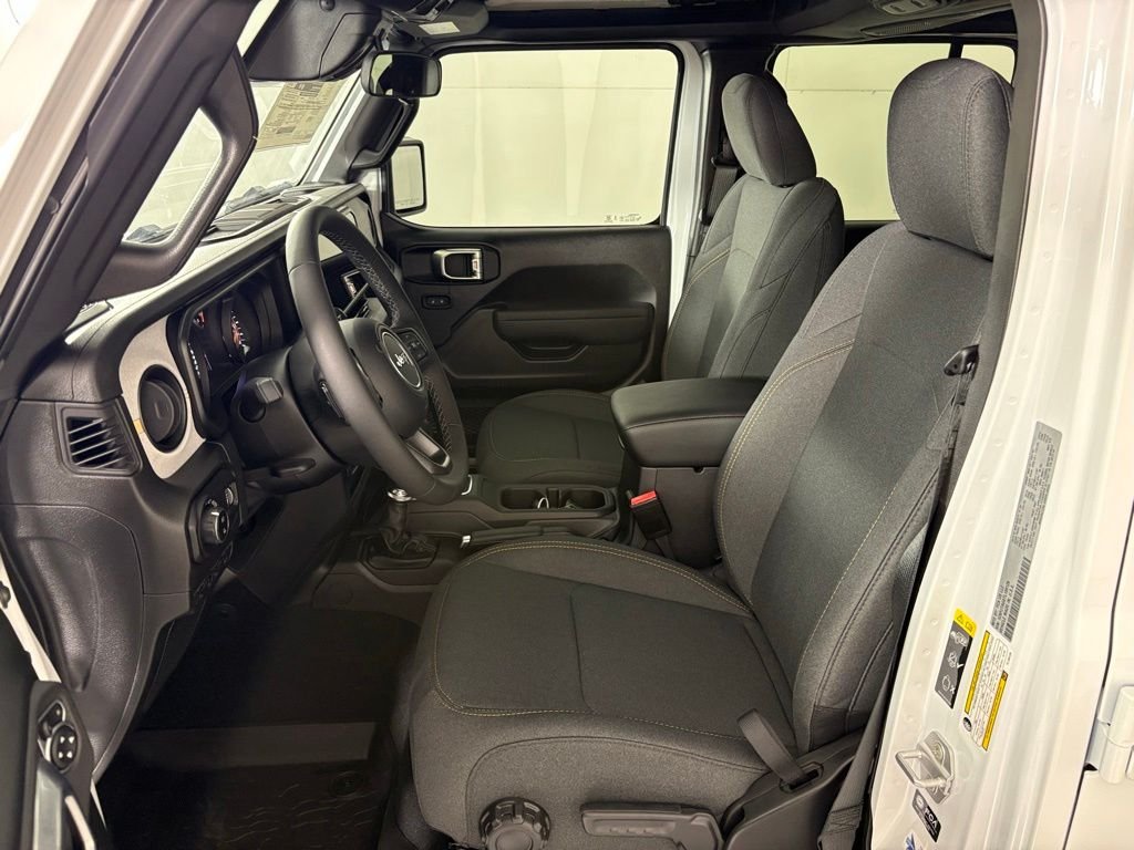 New 2026 Bright White Clear-Coat Exterior Paint Jeep Sport S image 21