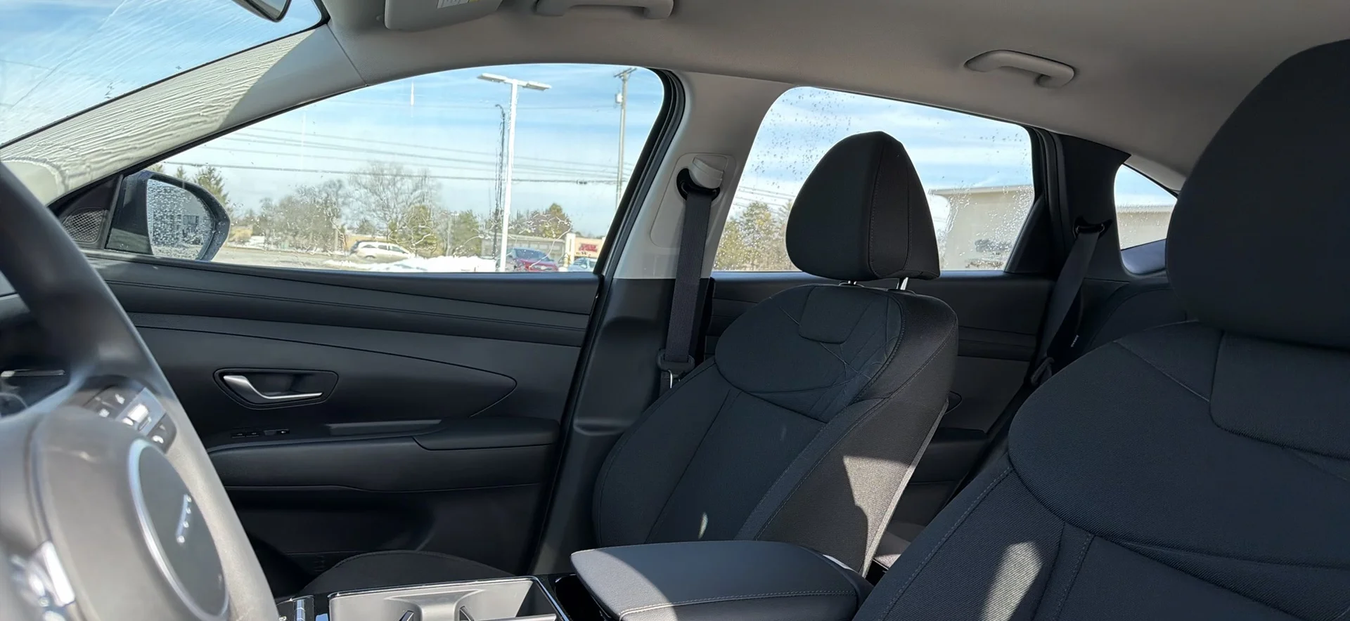 New 2026 Cashmere Bronze Hyundai Blue SE image 11