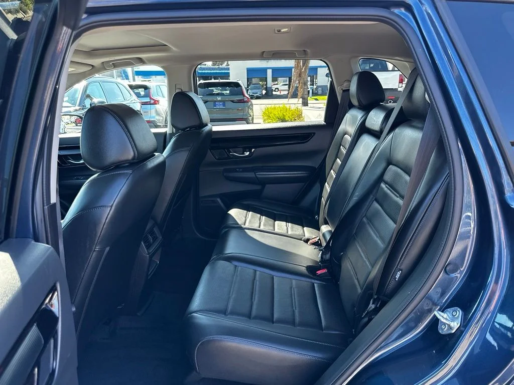 Used 2023  Honda EX-L image 21