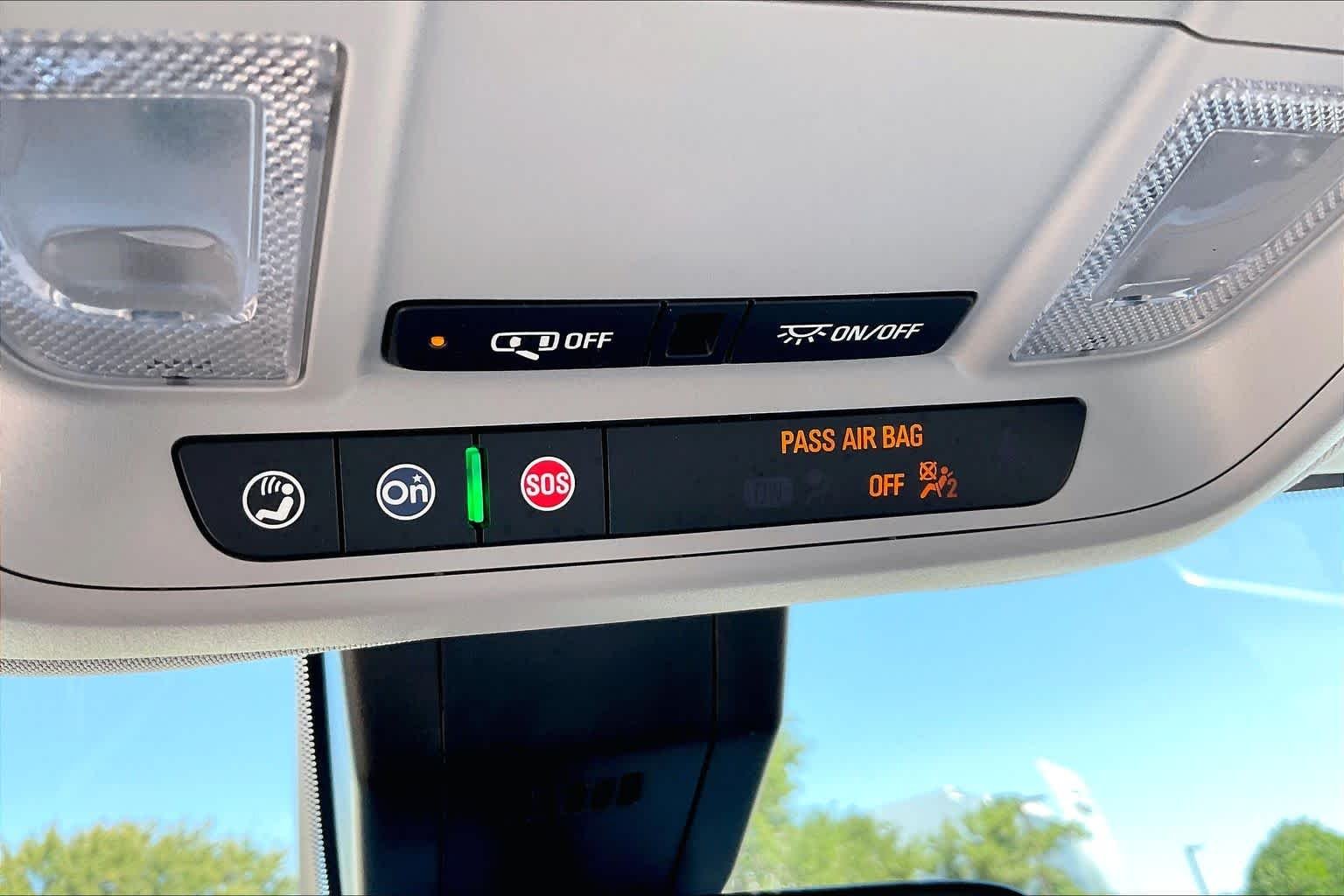 Used 2024 Mosaic Black Metallic Chevrolet LT image 33
