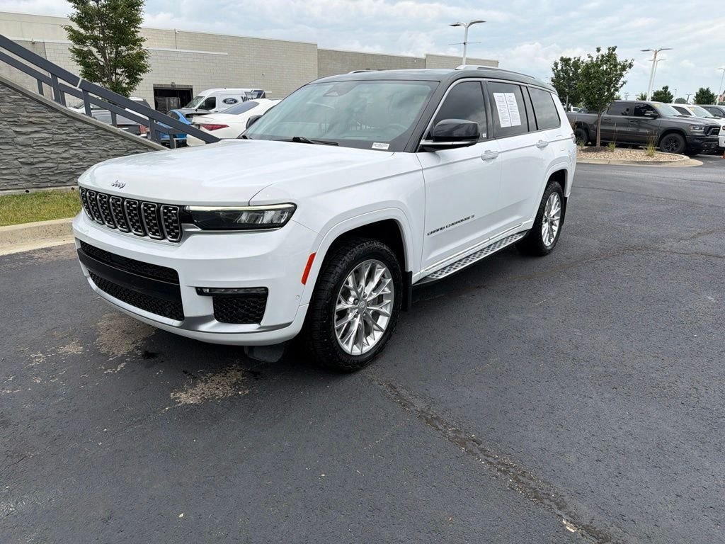 Used 2021 White Jeep Summit image 3