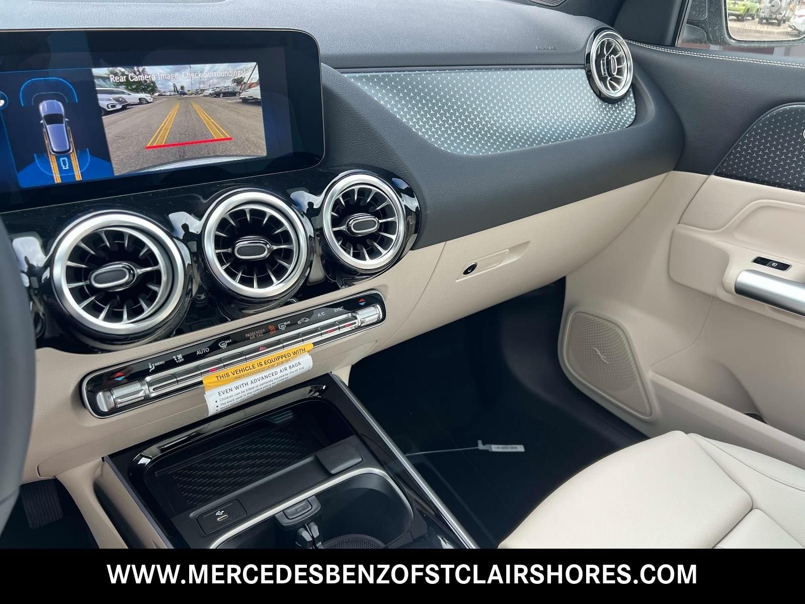 New 2026 Mountain Grey Metallic Mercedes-Benz GLA 250 image 30