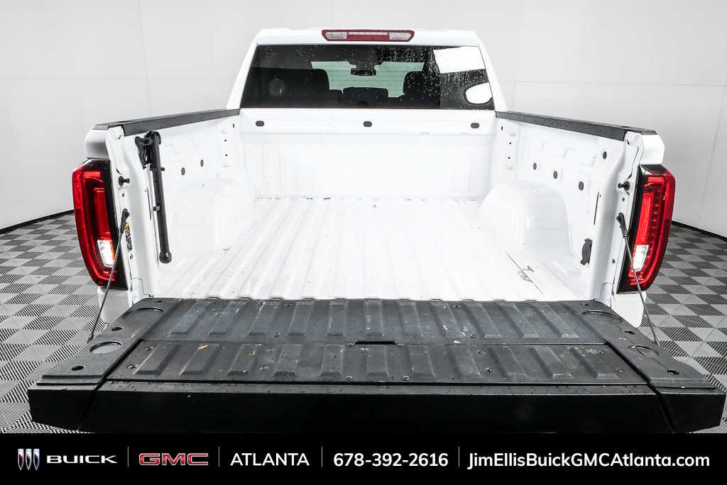 Used 2025 Summit White GMC SLT image 29
