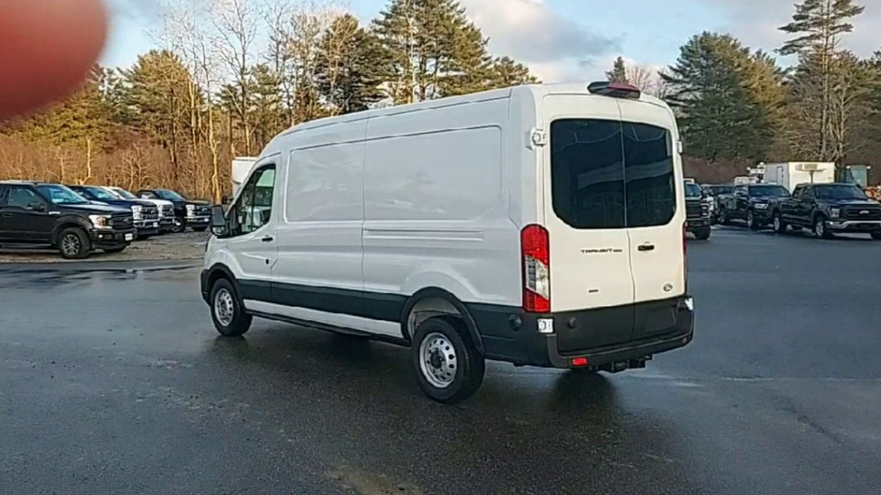 New 2026 Oxford White Ford Cargo Van image 18