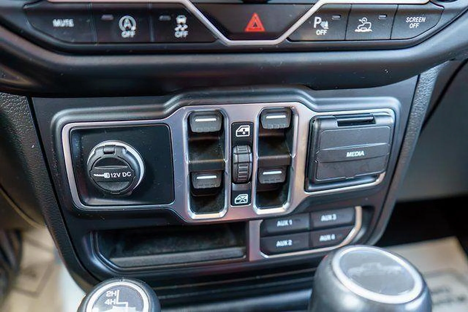 Used 2021 Bright White Clear Jeep Overland Diesel image 26