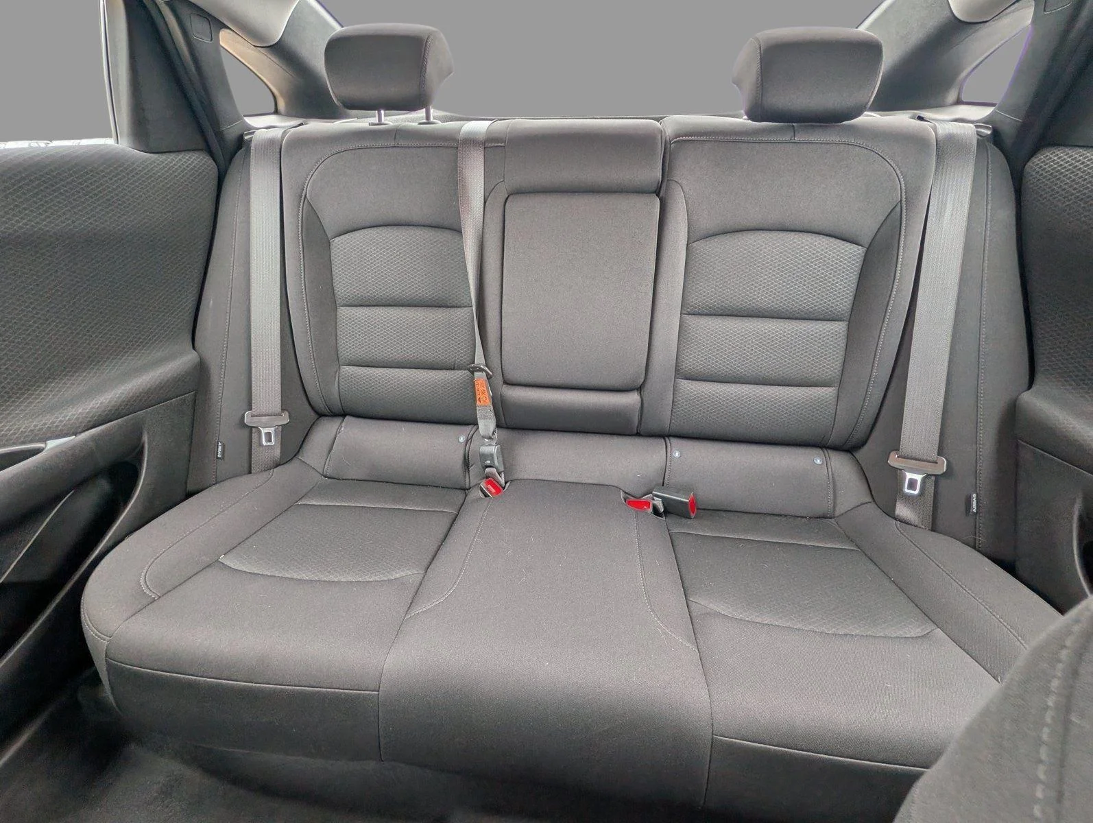 Used 2024 Summit White Chevrolet LT image 13
