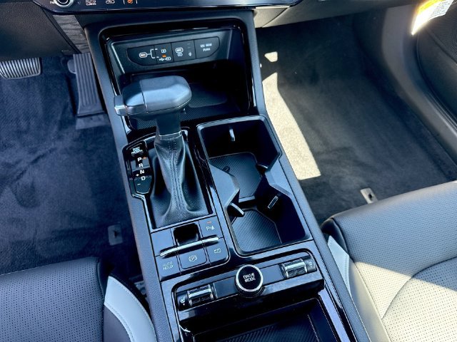 Used 2025 Gray Kia GT-Line image 20