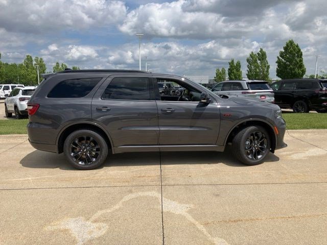 New 2026 Vapor Gray Exterior Paint Dodge GT Plus image 4
