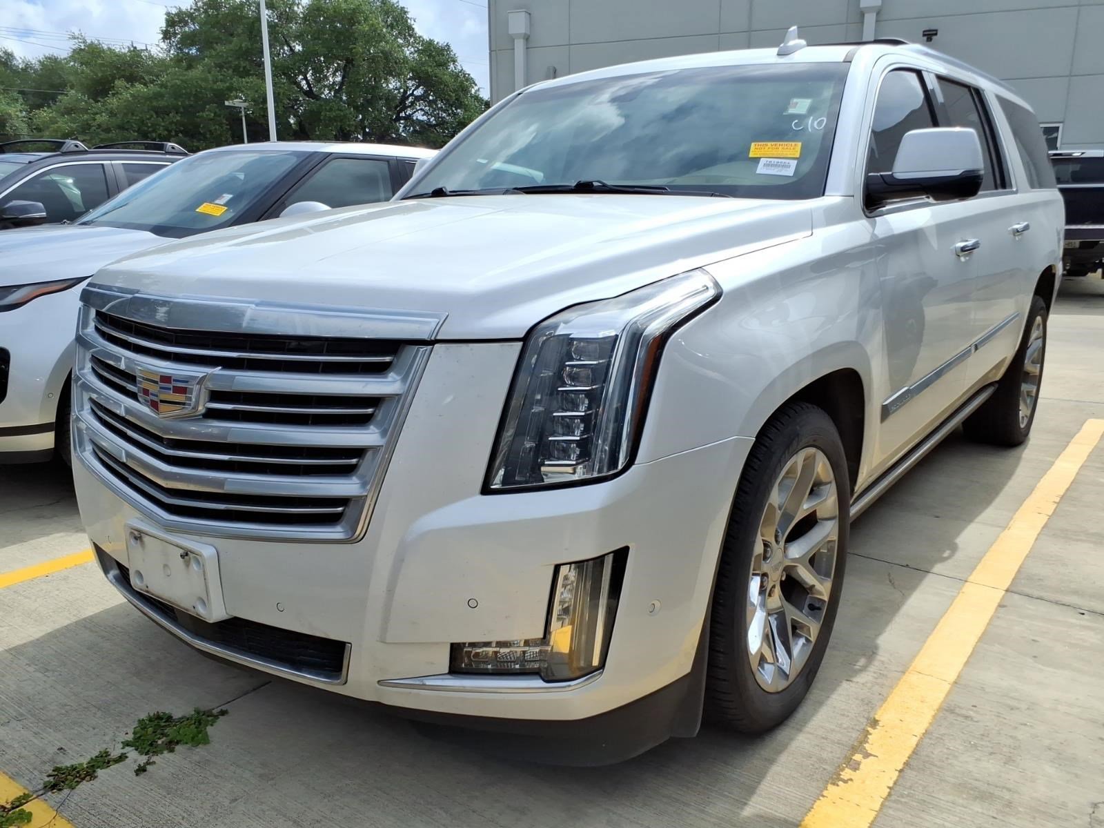 2019 Cadillac Escalade ESV AWD Platinum's photo